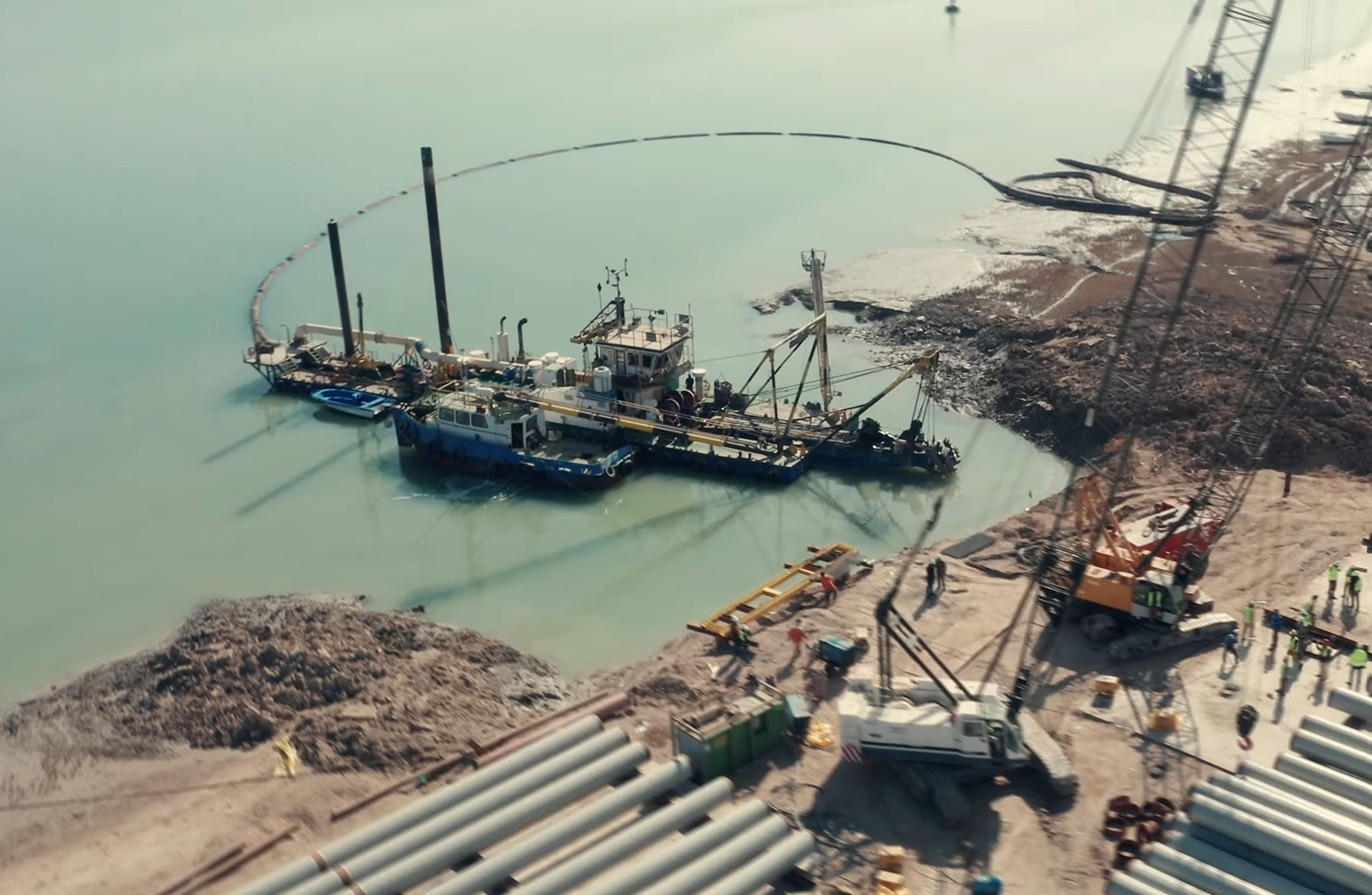 BREAKING NEWS: Dredging work underway for Iraq's first LNG import terminal