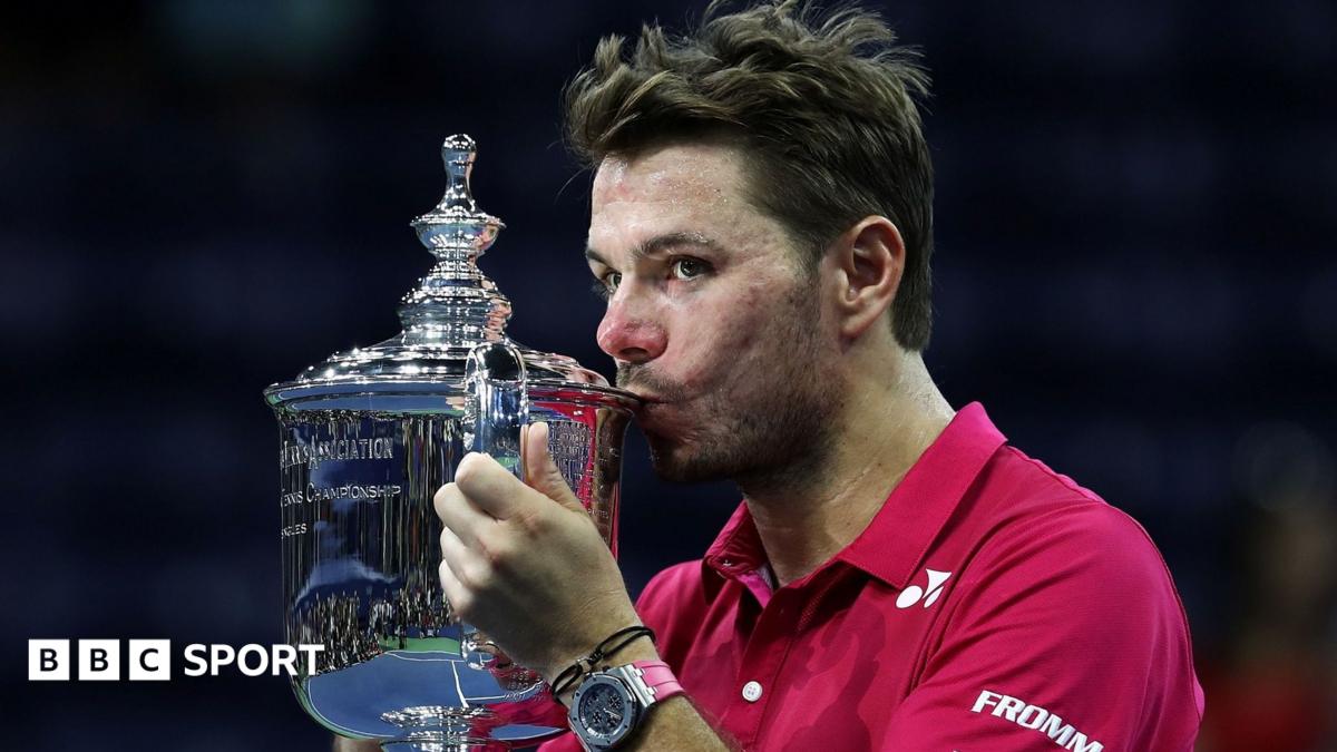 Stan Wawrinka kisses the trophy after winning the US Open in 2016