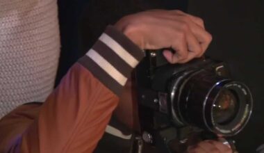 New Orleans photographer offers free family portraits to his community