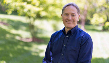Tacoma therapist reopens challenge of conversion therapy ban