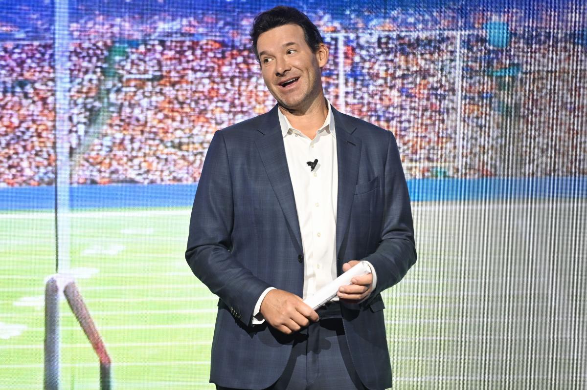 Tony Romo's DUI arrest gives CBS potential escape from its $180 million mistake