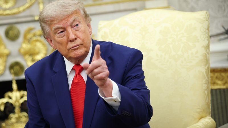 WASHINGTON, DC - JULY 21: U.S. President Donald Trump takes questions from the media during a bilateral meeting with President of Lebanon Joseph Aoun in the Oval Office of the White House on July 21, 2026 in Washington, DC. Aoun is visiting the White House on the final day of a four-day trip to Washington to discuss the conflict between Israel and Hezbollah as the Israeli military begins its first limited withdrawal from Lebanon following last month’s U.S.-brokered agreement. (Photo by Kevin Dietsch/Getty Images)