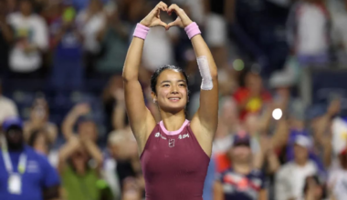 Former World No. 1 Andy Roddick chimes in why Alex Eala can 'get away' with her slow serve - ABS-CBN
