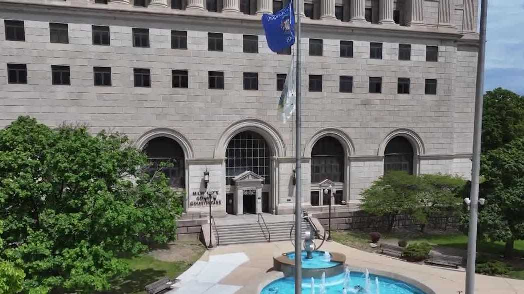 Milwaukee Co. supervisor calls for overhaul of part-time employee pension program