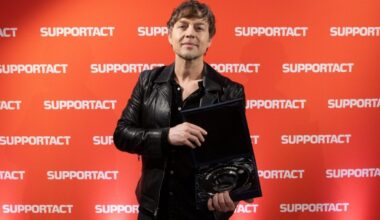 Savage Garden's Darren Hayes Saluted at Music In The House Gala