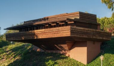 Wright's only Usonian house in Los Angeles risks demolition by neglect