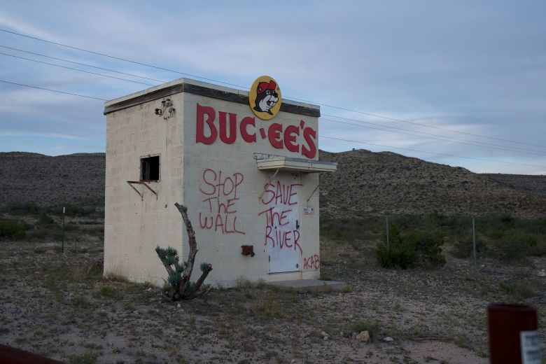 An art installation near Marathon, Texas, reflects local opposition to the Trump administration’s plan to construct hundreds of miles of physical barriers in the broader Big Bend region.