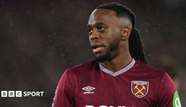 Aaron Wan-Bissaka playing for West Ham United