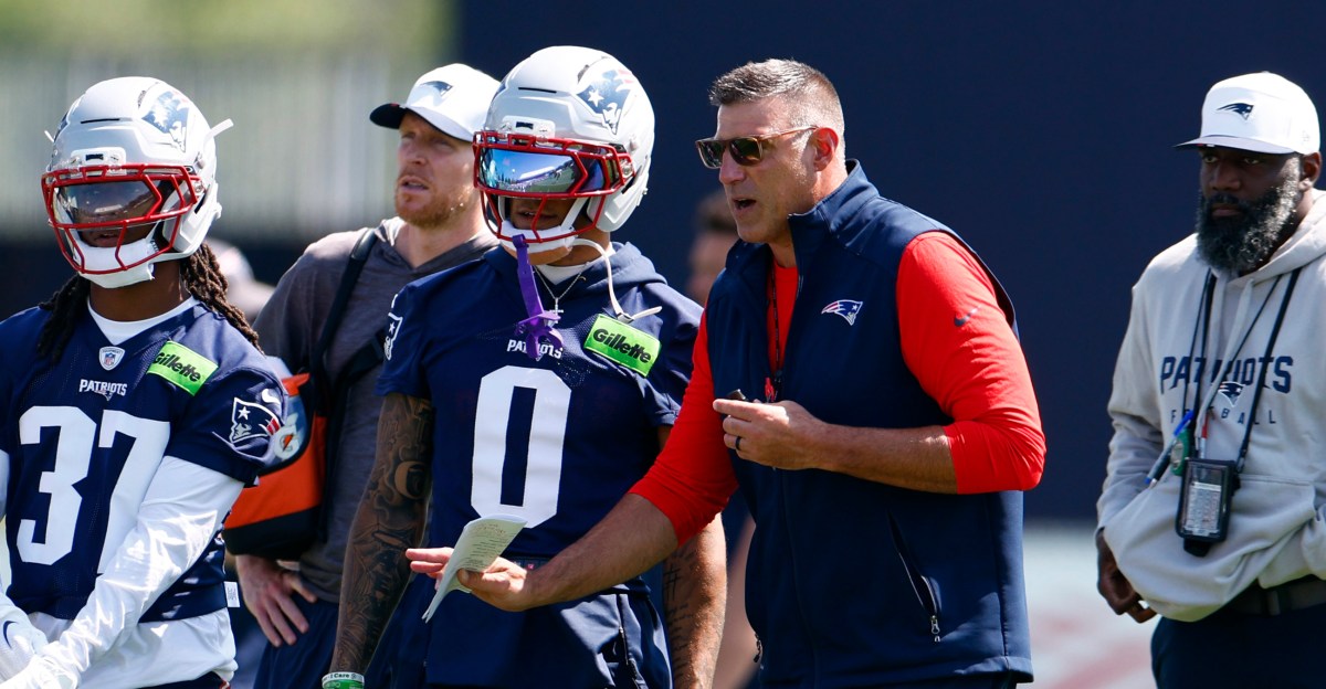 Mike Vrabel provides update on Christian Gonzalez’s recent absence