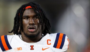 Patriots’ rookie Gabe Jacas participates in first practice