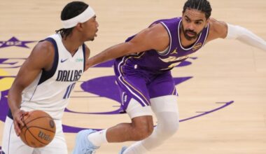 Report: Warriors eyeing several free agent veterans to round out roster