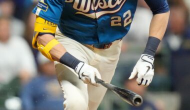 Offense; Henderson; Stay hot as Brewers shut down Rangers