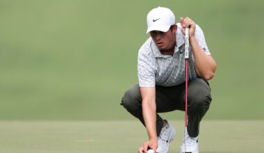 Pro scoops albatross, unusual rules break ... in the same round!