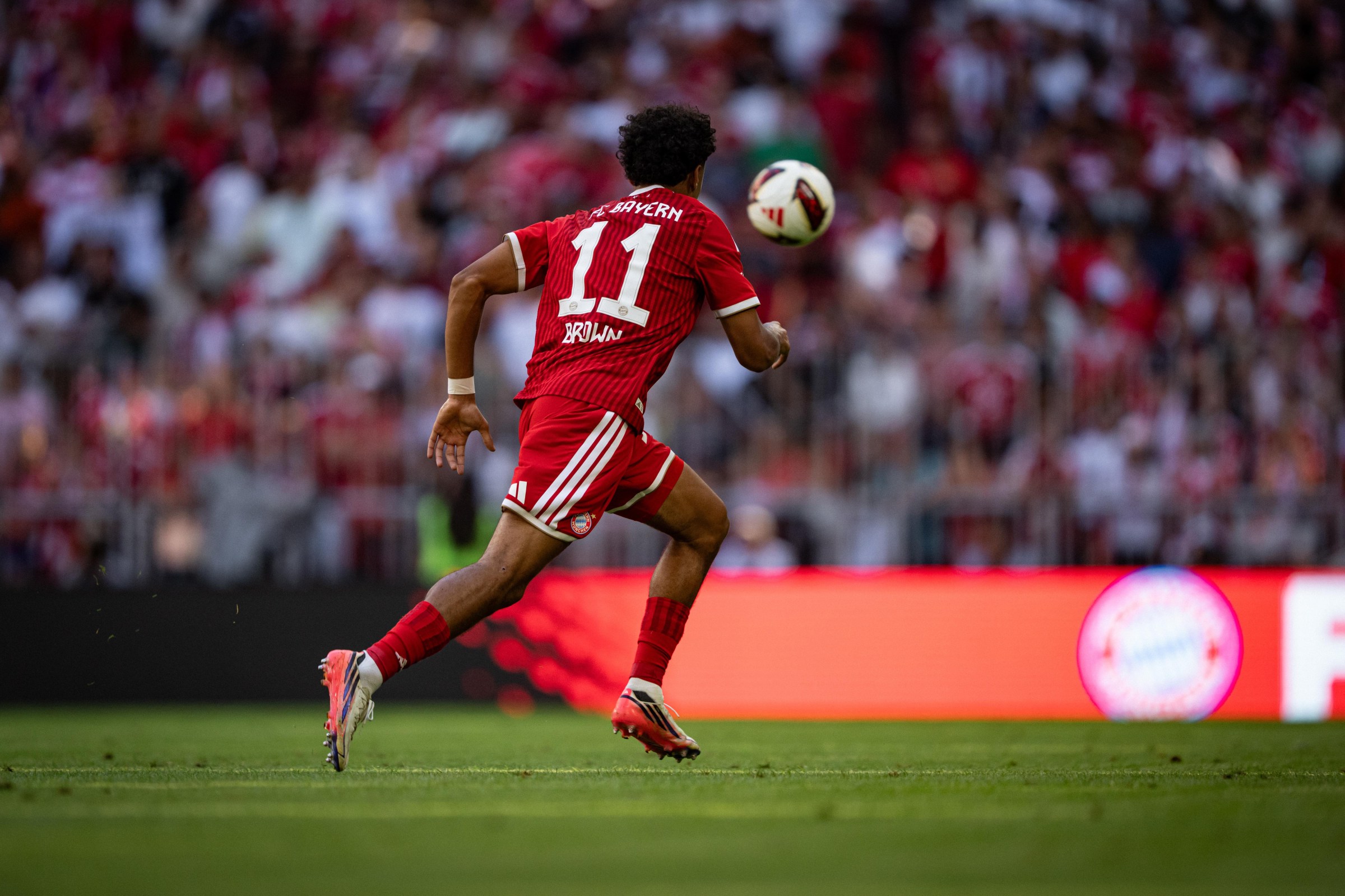 MUNICH, GERMANY - AUGUST 15: Nathaniel Brown of FC Bayern Muenchen with the ball during the Telekom Cup match between FC Bayern München and RB Leipzig at Allianz Arena on August 15, 2026 in Munich, Germany. (Photo by F. Noever/FC Bayern via Getty Images)