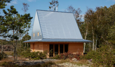 studio ellsinger shapes a compact coastal home on sweden’s west coast