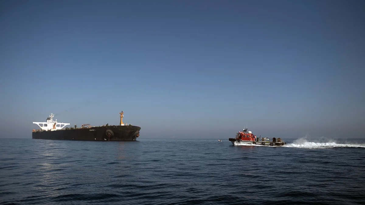 A 4-Million-Bpd Shadow Oil Highway Is Running Through Hormuz
