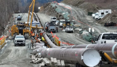 Analysis-Canada's pipeline ambitions hinge on uncertain output expansion