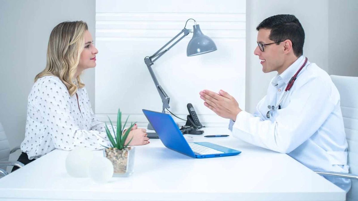 Woman Was Told to Undress While Her Doctor Wore Meta Glasses. She Confronted Him