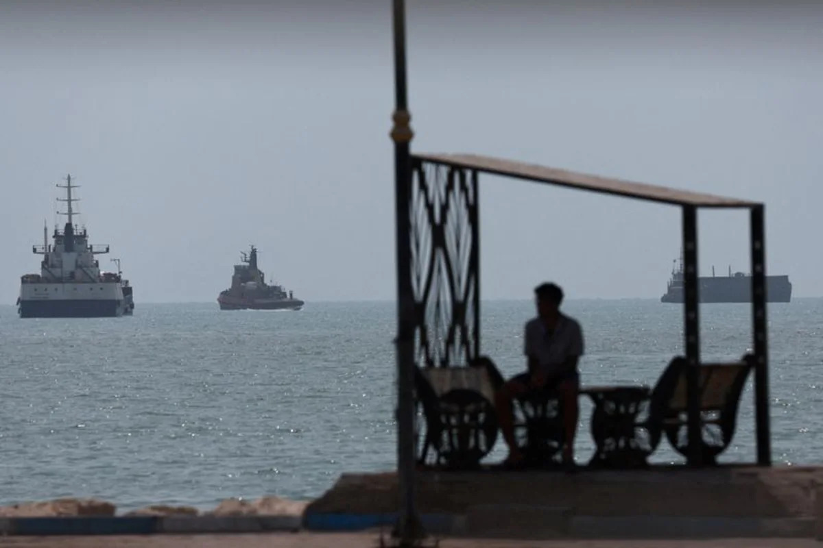 Oil rises over 3% as US, Iran resumes military attacks