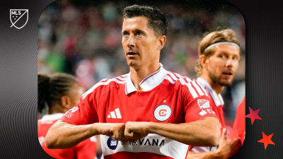 Lewandowski captivates Chicago, Evander makes history & more from Matchday 19