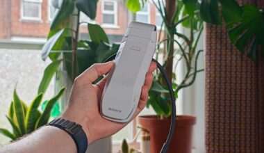 Sony's Reon Wearable Air Conditioner Saved My Sanity Through Multiple Heatwaves