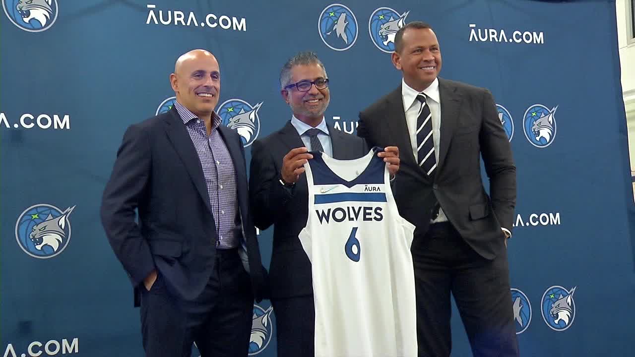 Marc Lore selling majority ownership of Timberwolves and Lynx to businessman Marc Stad