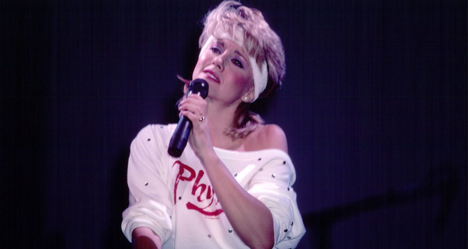 4 Unforgettable 1980 Hit Singles Delivered by Superstar Solo Female Acts