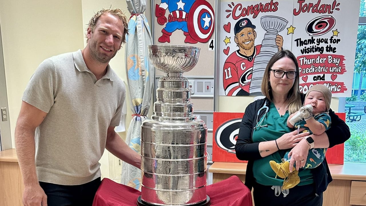 Staal brings Stanley Cup to pediatric hospital in hometown of Thunder Bay