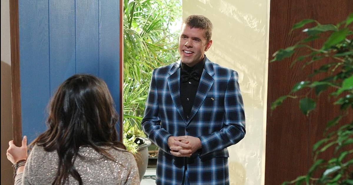 Perez Hilton's family members fled his home moments before his recent mental health crisis, Entertainment News