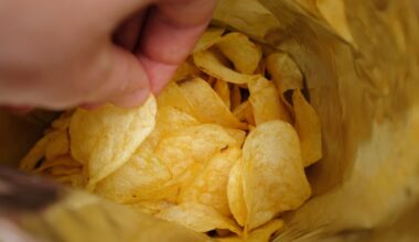 Combat Food Cravings With This Expert-Approved Mindset Trick