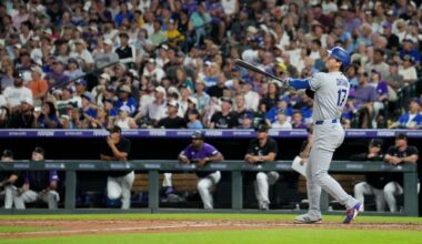 Dodgers' offense breaks out behind Shohei Ohtani's 2-HR game