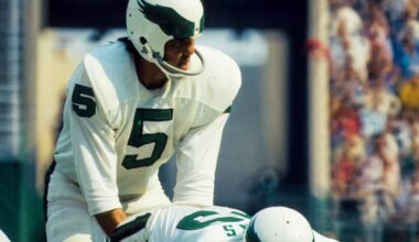 Eagles News: Did Philadelphia tease a new (old) helmet?