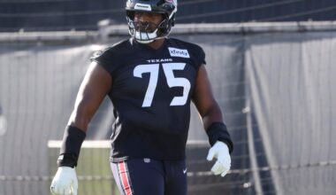 Lions try out 2 veteran guards, including former Detroit 1st-round pick