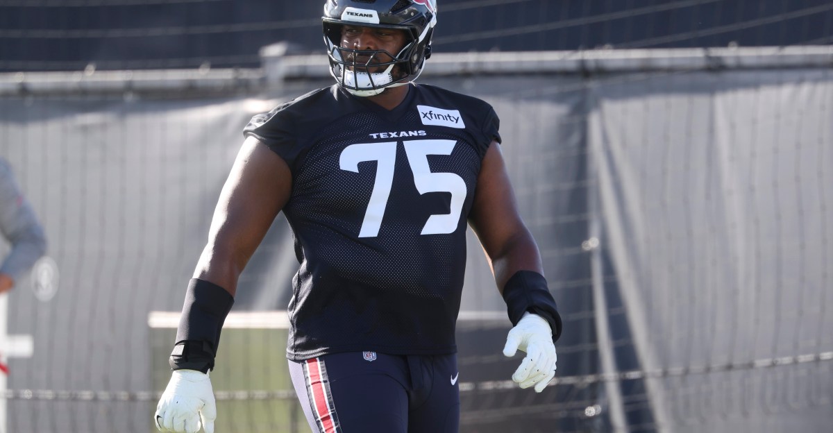 Lions try out 2 veteran guards, including former Detroit 1st-round pick