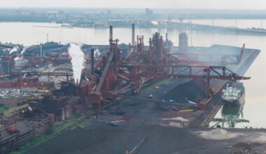 US imposes 50 percent tariffs on $20bn in Canadian goods after talks fail | Trade War News