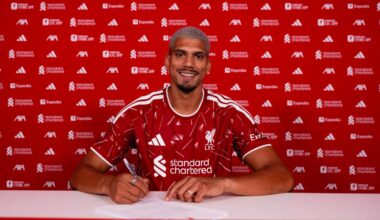 Liverpool agree deal to sign Ronald Araujo on loan