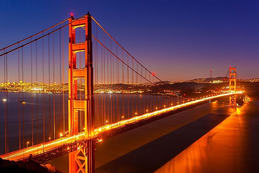 The Golden Gate Bridge at night