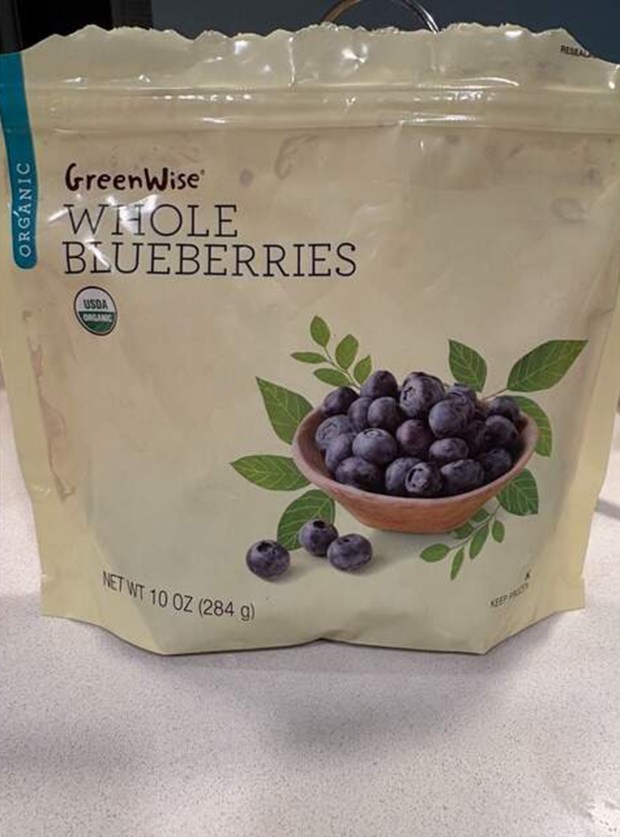Publix's GreenWise Organic Whole Blueberries. (David J. Neal/Miami Herald/TNS)