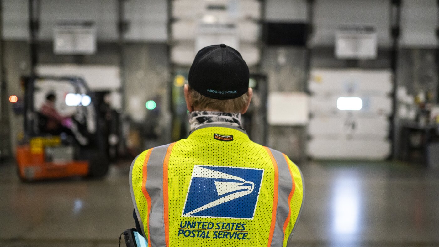 Judge expands block on USPS work on Trump mail voting order : NPR