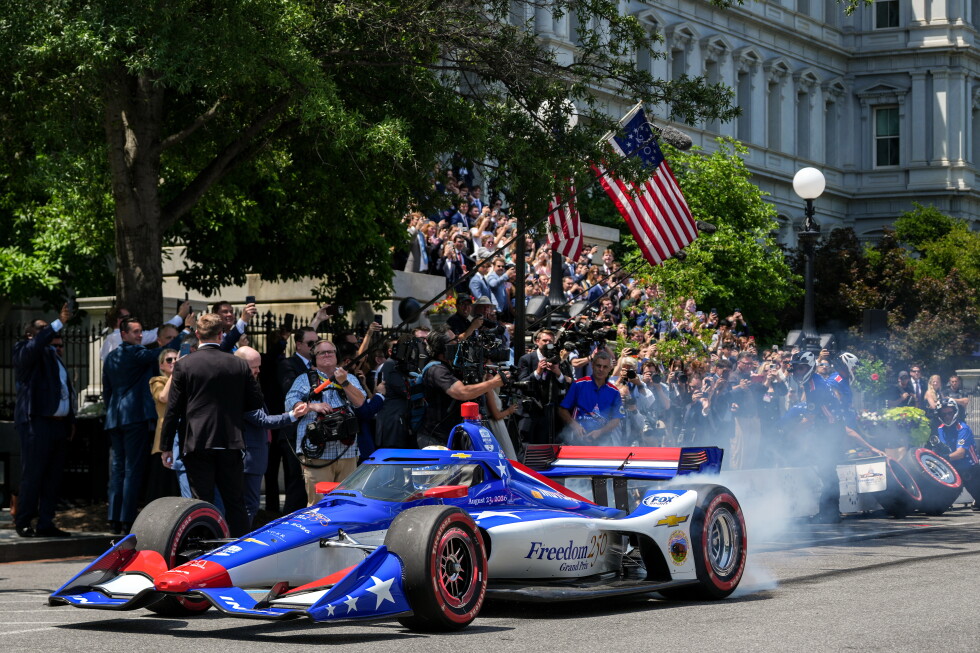 Trump's IndyCar race: Up to 200 mph speeds along Pennsylvania Avenue