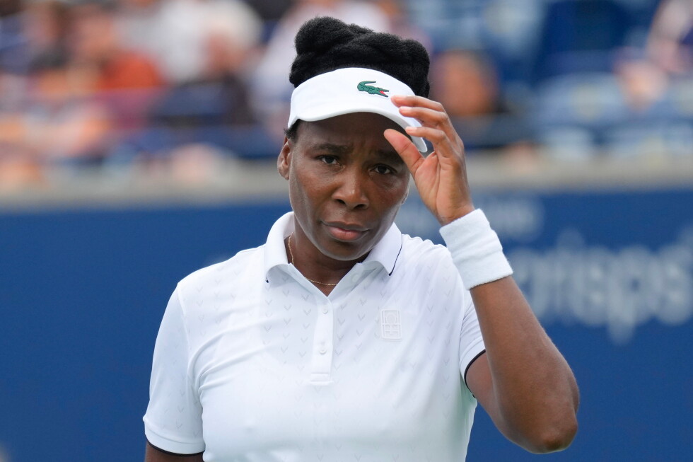 Venus Williams loses 13th straight singles match