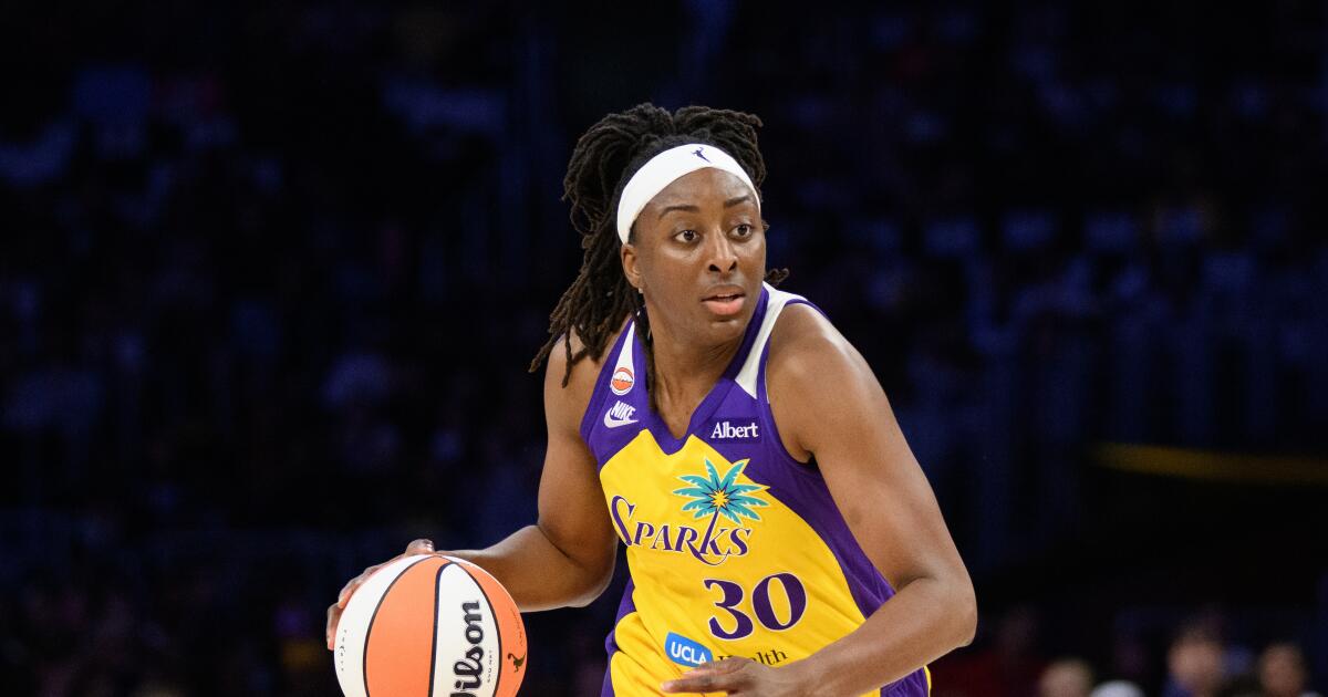 Nneka Ogwumike says she isn't giving up on Sparks' season