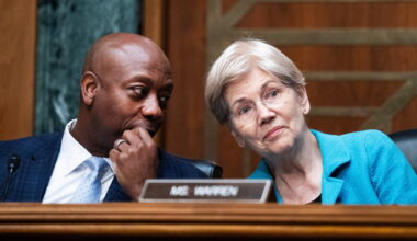 Republicans Love Working With Elizabeth Warren