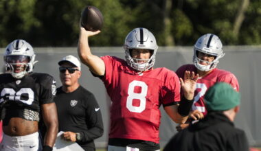 Kirk Cousins frustrated by defenders hitting his arm during practice