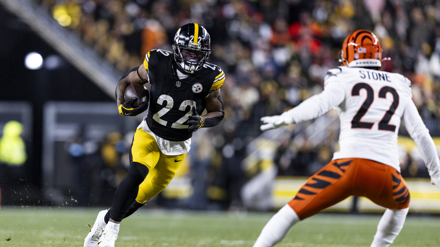Najee Harris visiting with Giants on Monday