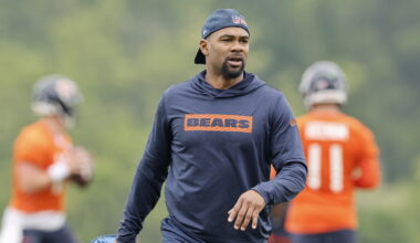 Bears WRs coach Antwaan Randle El called plays in the second half Saturday
