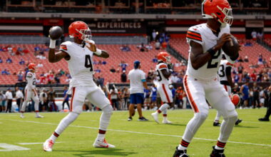 Cleveland fans boo Deshaun Watson as he struggles in return