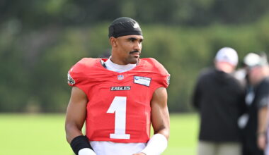 Eagles' social-media team highlights a Jalen Hurts interception