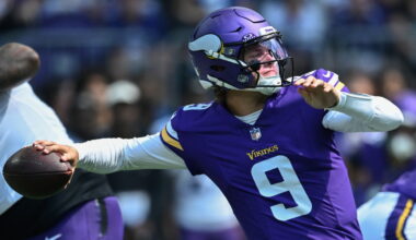 J.J. McCarthy misfires on potential touchdown, gets banged up vs. Ravens