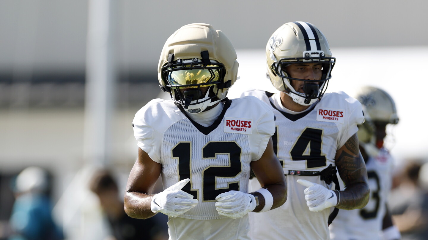 Saints WR Chris Olave exits joint practice with Cowboys